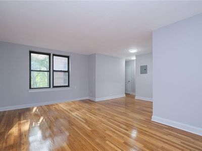 2244 Bronx Park E #2-A, Bronx, NY, 10467