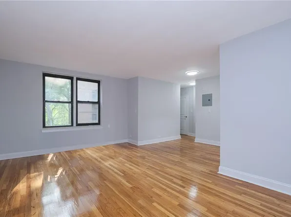 2244 Bronx Park E #2-A, Bronx, NY 10467
