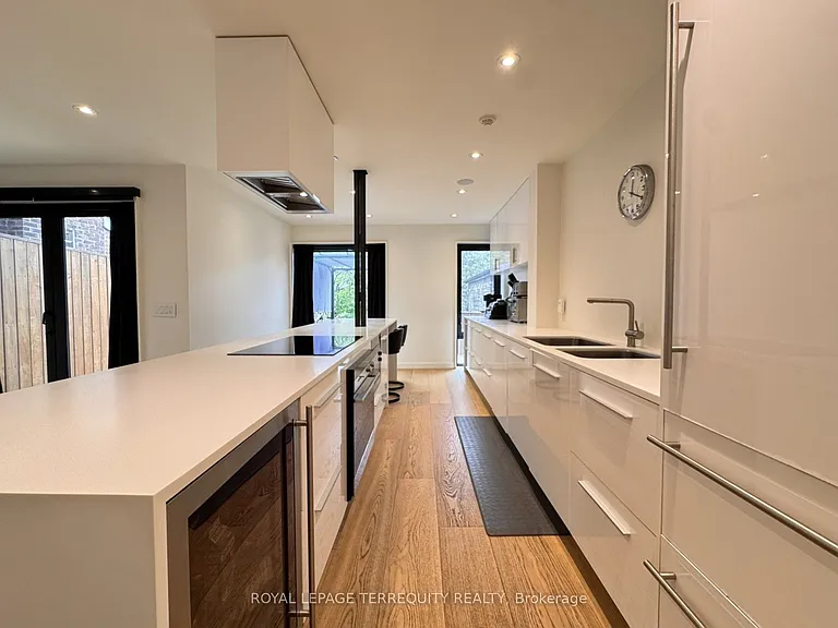 67 Gormley Ave — Photo 9