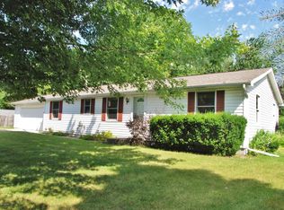 4649 Vista Dr, Bridgman, MI 49106