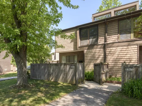 6941 W Glenbrook ROAD #3, Milwaukee, WI 53223