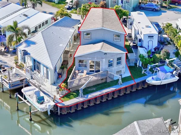29 Nettles Blvd, Jensen Beach, FL 34957