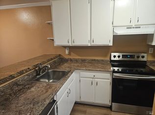 1702 Glenbrook Drive #D, Santa Rosa, CA 95401