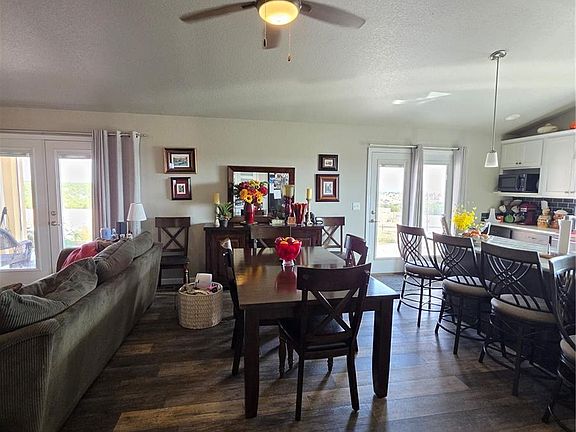 5th image of 4131 Black Horse Drive