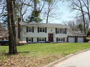 20 Maverick Cir, Billerica, MA 01821