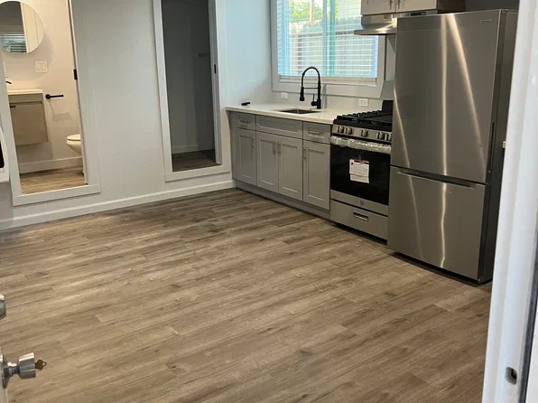 824 Blossom Way, Hayward, CA