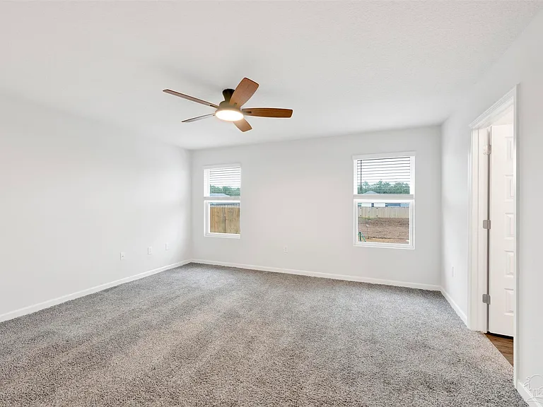 6304 Firefly Dr — Photo 8