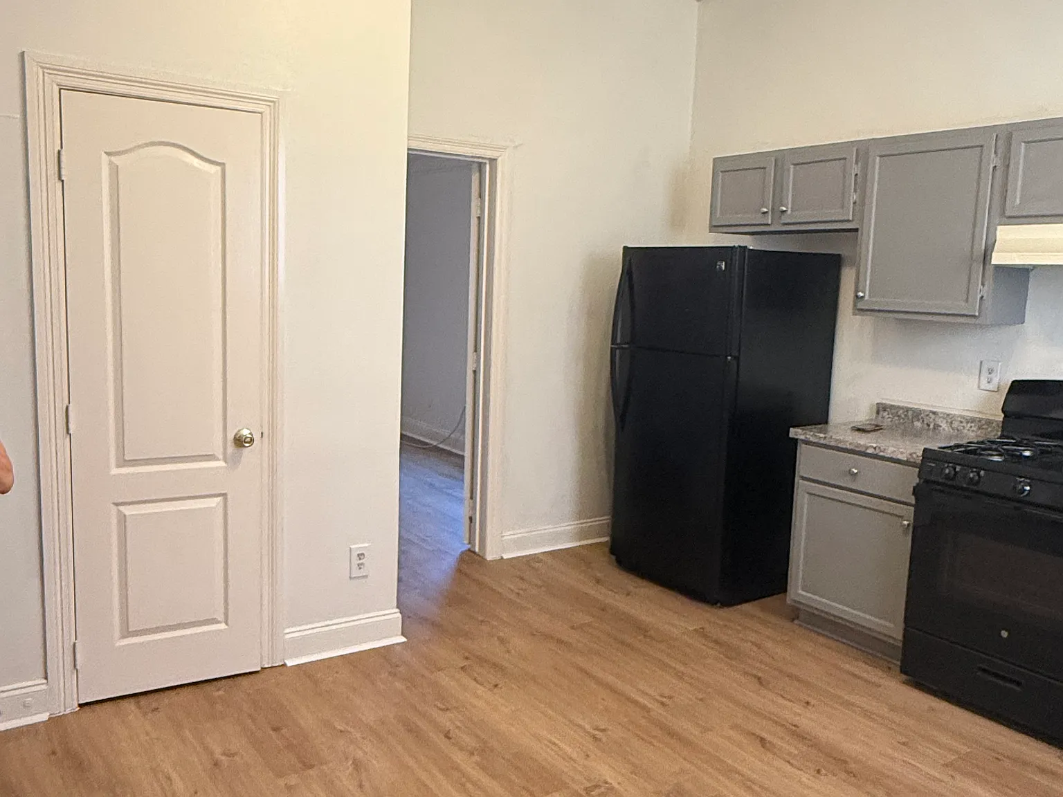 1 bed, 678 sqft, $735 — Photo 3