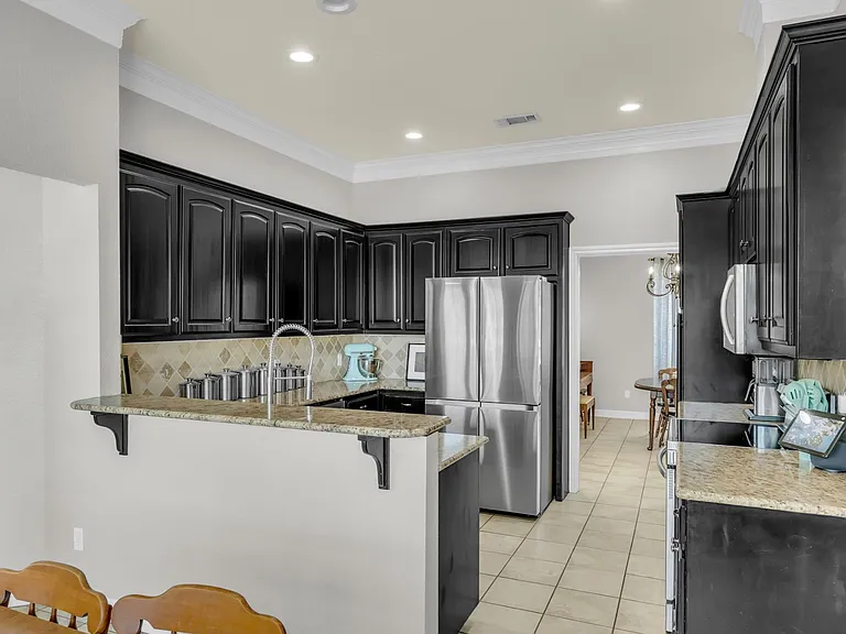 5613 Landsdown Dr — Photo 27