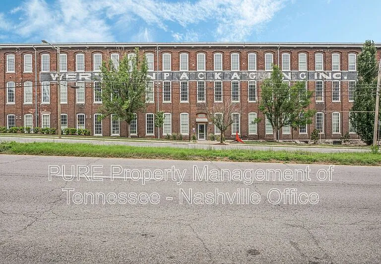 1350 Rosa L Parks Blvd #405 — Photo 1