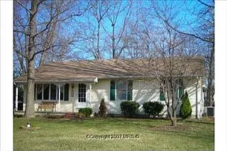 203 McKay Rd photo 1