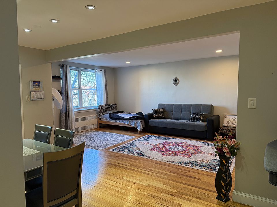 1st image of 8450 169th St APT 214