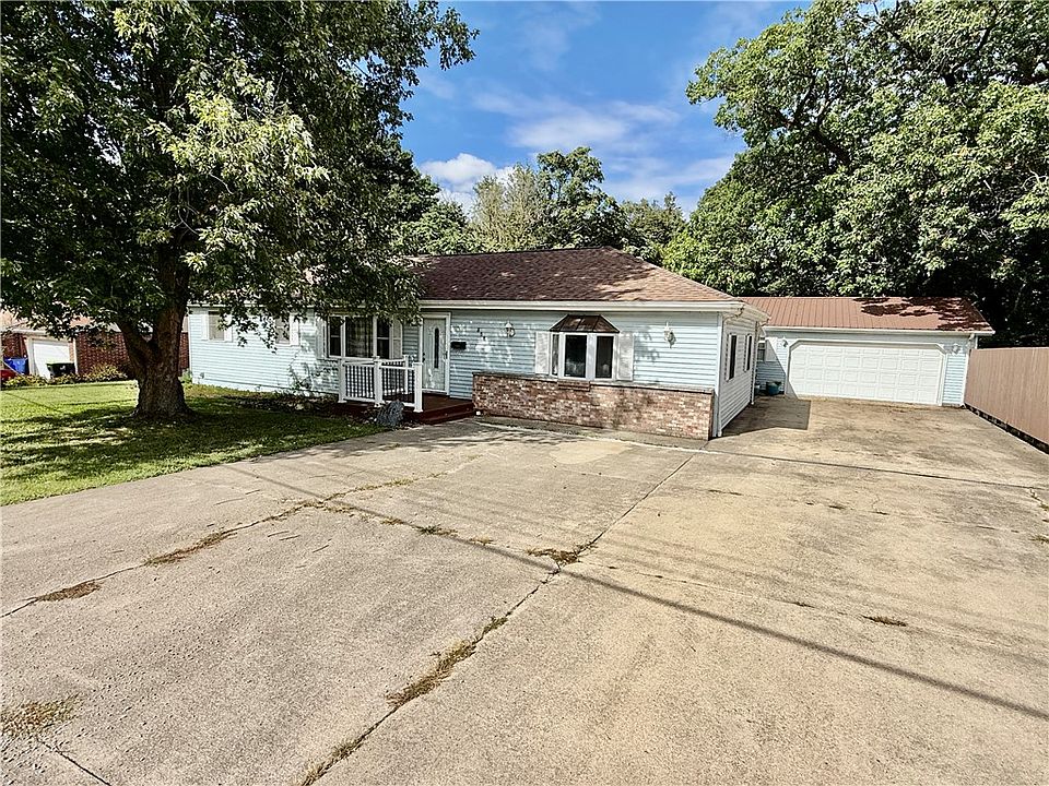 1st image of 868 N Haynes Dr