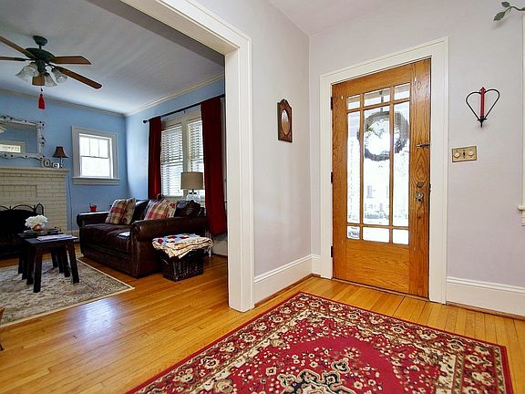 4th image of 2928 Guilford Ave SW