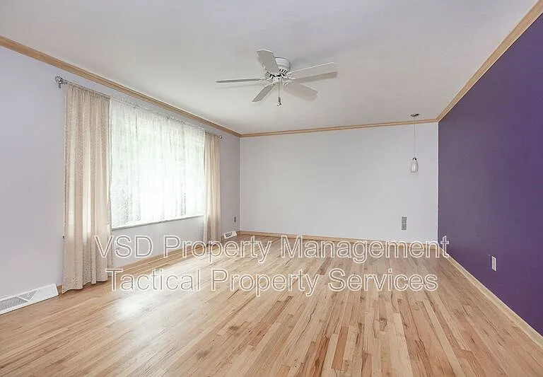 6188 Cabrini Ln — Photo 23