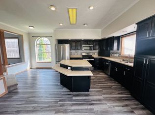2710 Buckingham Dr #618, Northville, MI 48167