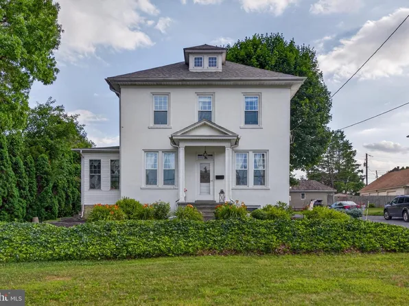 30 W Brandt Blvd, Landisville, PA 17538