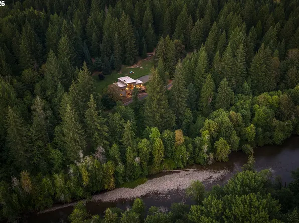 42 Wind Crest Rd, Carson, WA 98610
