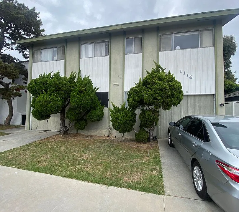 1116 Bennett Ave