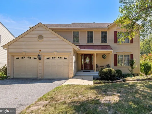4301 Knott St, Beltsville, MD 20705