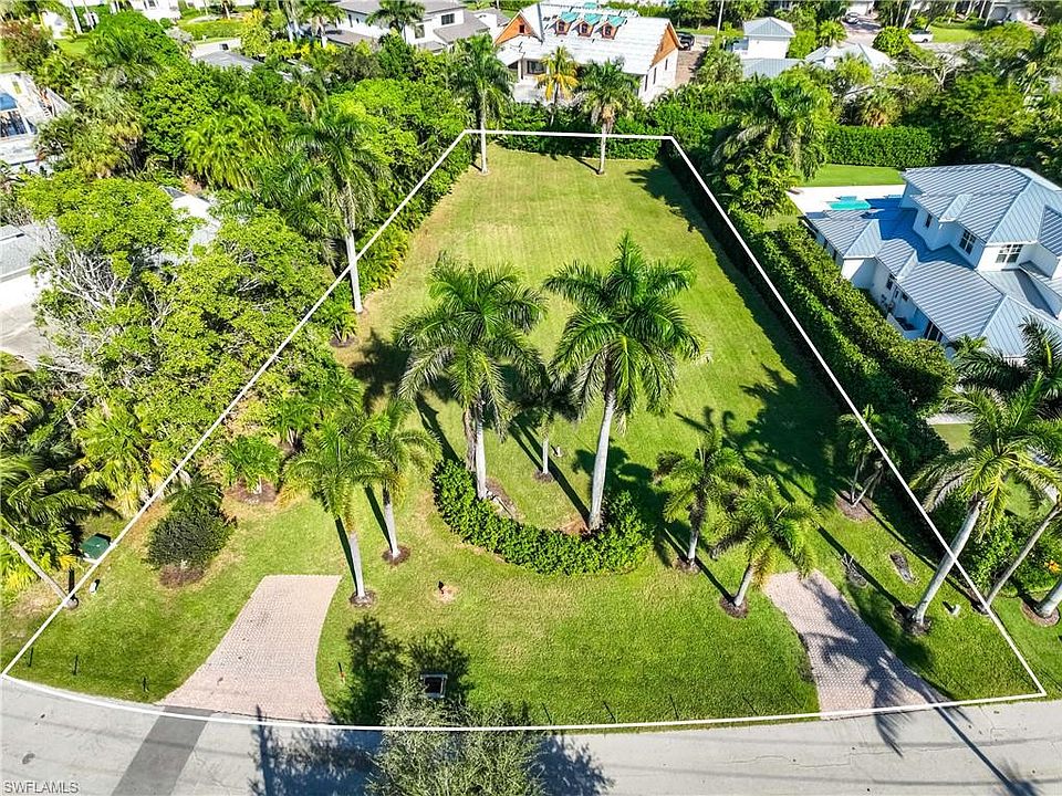 2nd image of 311 Spring Line DR