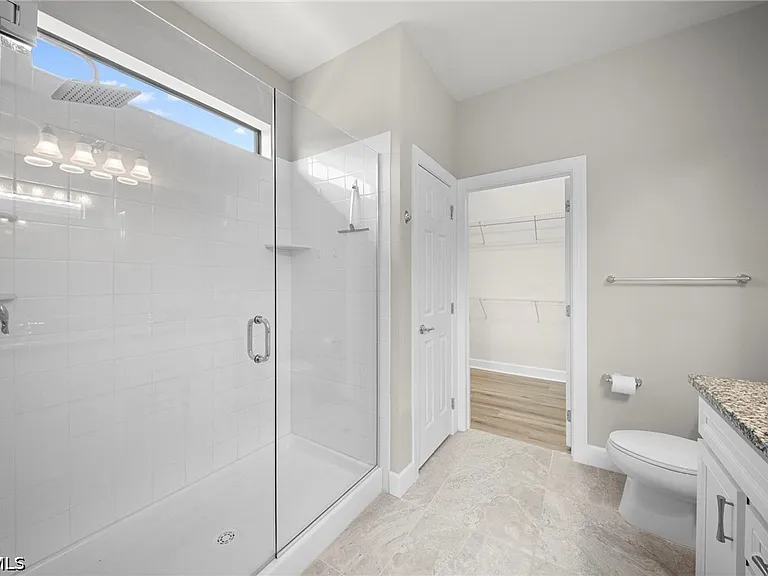 3685 E Hampton Cir — Photo 24