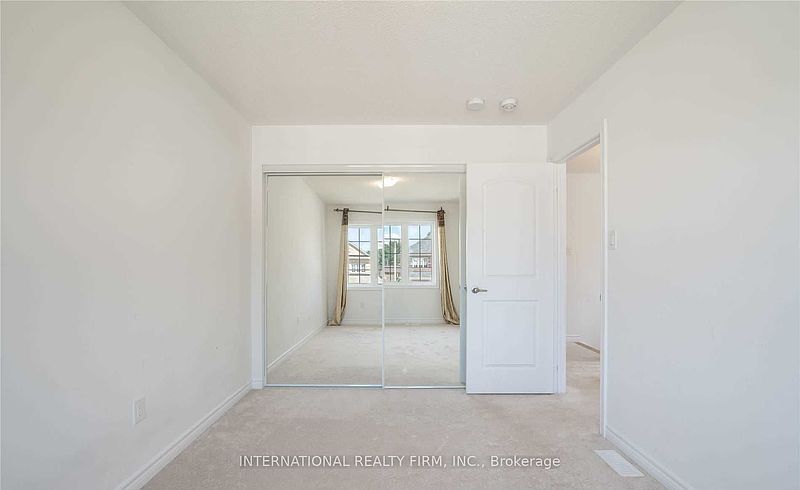 Southgate House for rent - 4 Bedrooms — photo 13