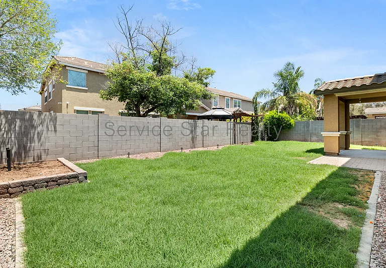 3448 E Merrill Ave — Photo 31