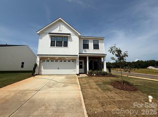 1305 Bansal Dr, Charlotte, NC 28215