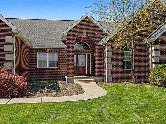 2nd image of 125 Blue Bell Ln