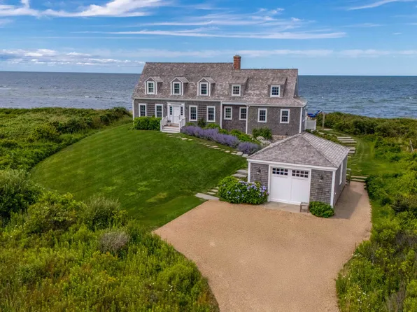15 Hallowell Ln, Nantucket, MA 02554
