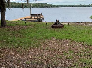 153 Star Lake Ct, Hawthorne, FL 32640
