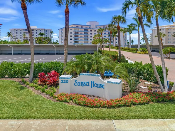 220 Seaview Ct APT 413, Marco Island, FL 34145