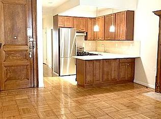 41 W 69th St APT 4, New York, NY 10023