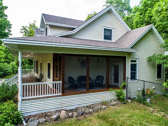 4th image of 32827 NE Pickerel Lake Dr