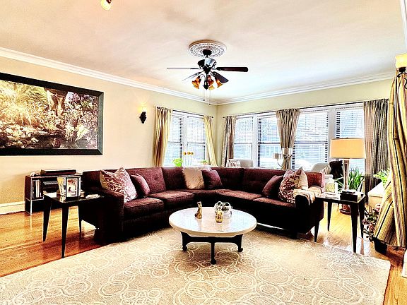 3rd image of 4907 N Talman Ave Unit 2