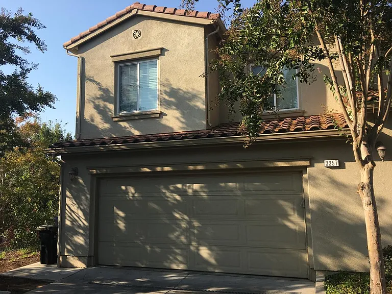 2 car garage w W/D hookups & extra storage