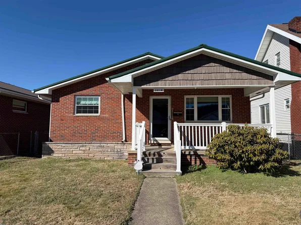 3214 Hughes St, Huntington, WV 25704