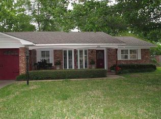 800 Pershing Dr W, Ardmore, OK 73401