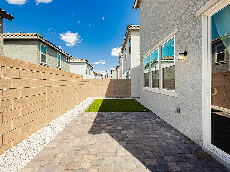 9108 Vesey Ave — Photo 27