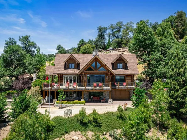 26000 Deertrail Dr, Tehachapi, CA 93561