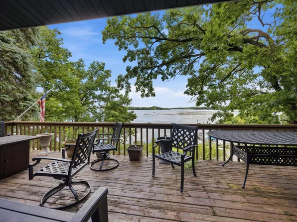 13117 Bayview Rd, South Haven, MN 55382