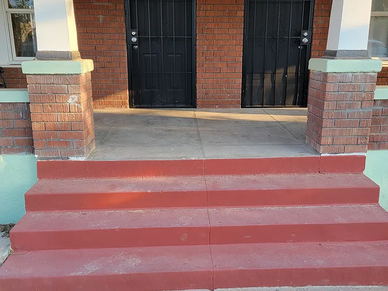 1021 E Garfield St — Photo 17