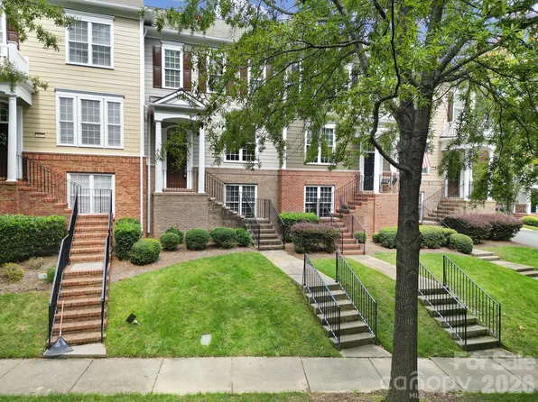 625 6th Baxter Xing, Fort Mill, SC 29708