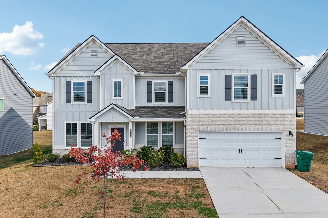 Stinson Ln-S0811-001.jpg