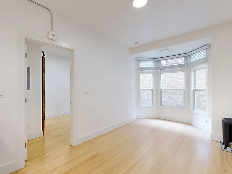 869 Sutter St #107 — Photo 6
