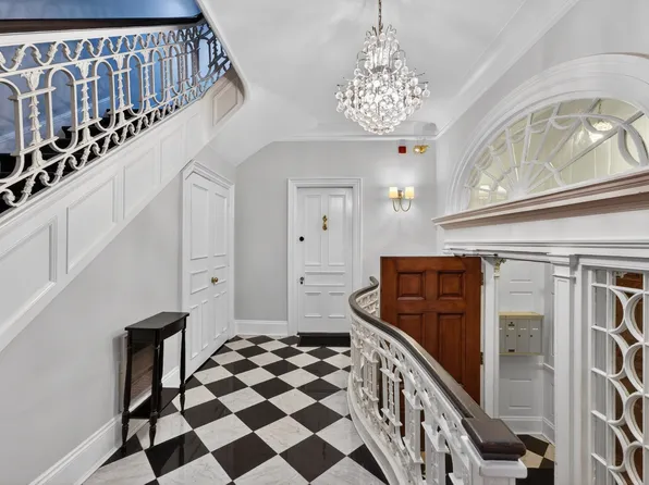 12 Hereford St APT 2, Boston, MA 02115