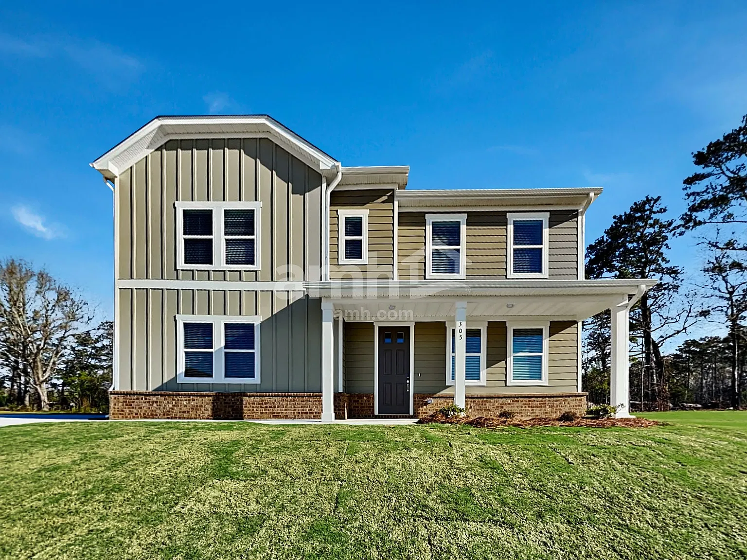 4 bed, 2.5 bath, 2449 sqft, $2,695 — Photo 1