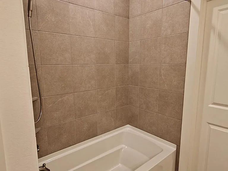 1416 Navasota Trl — Photo 14