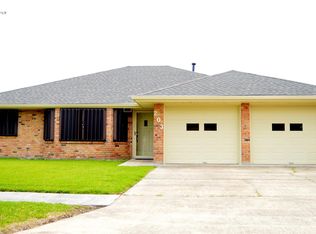 203 Nederland Dr, Houma, LA 70360